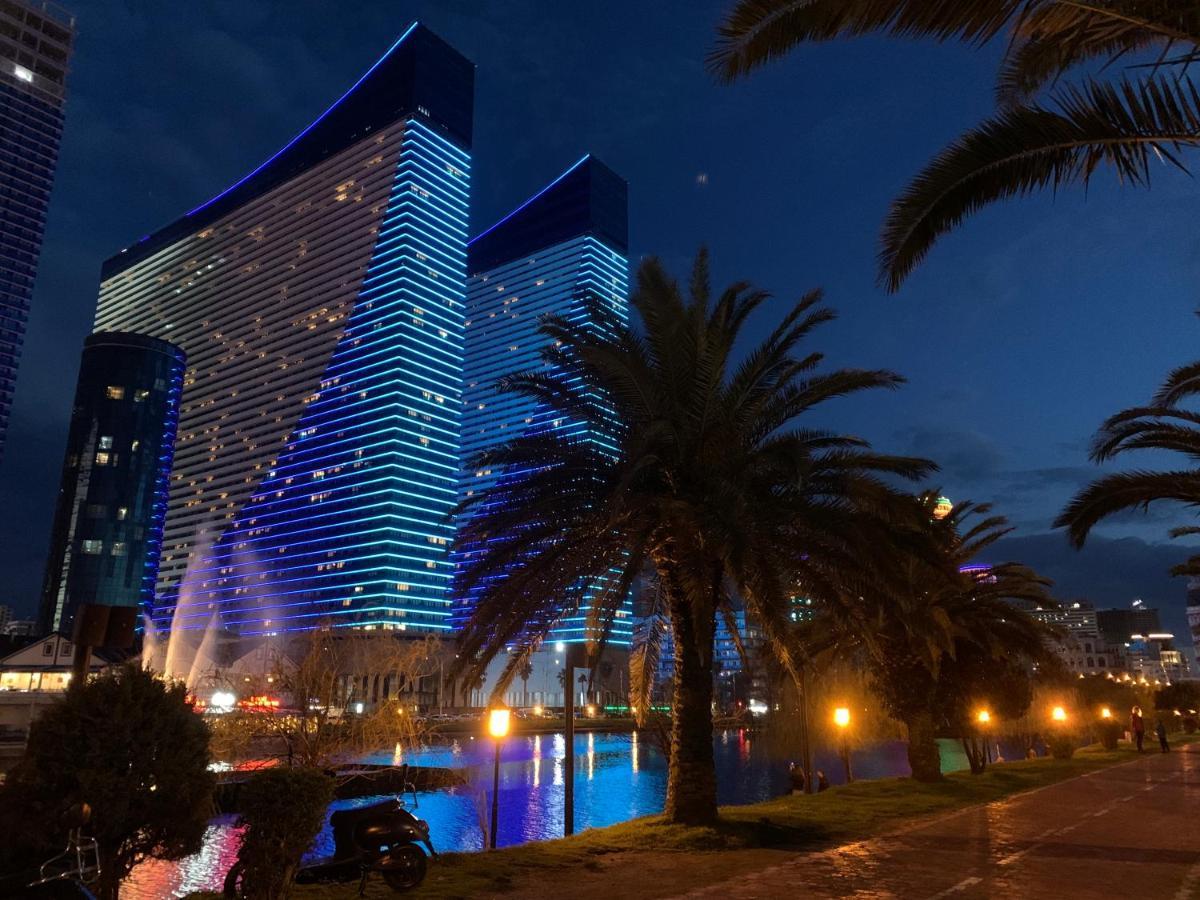 Vip Aparthotel Orbi City Sea View Batumi Eksteriør billede