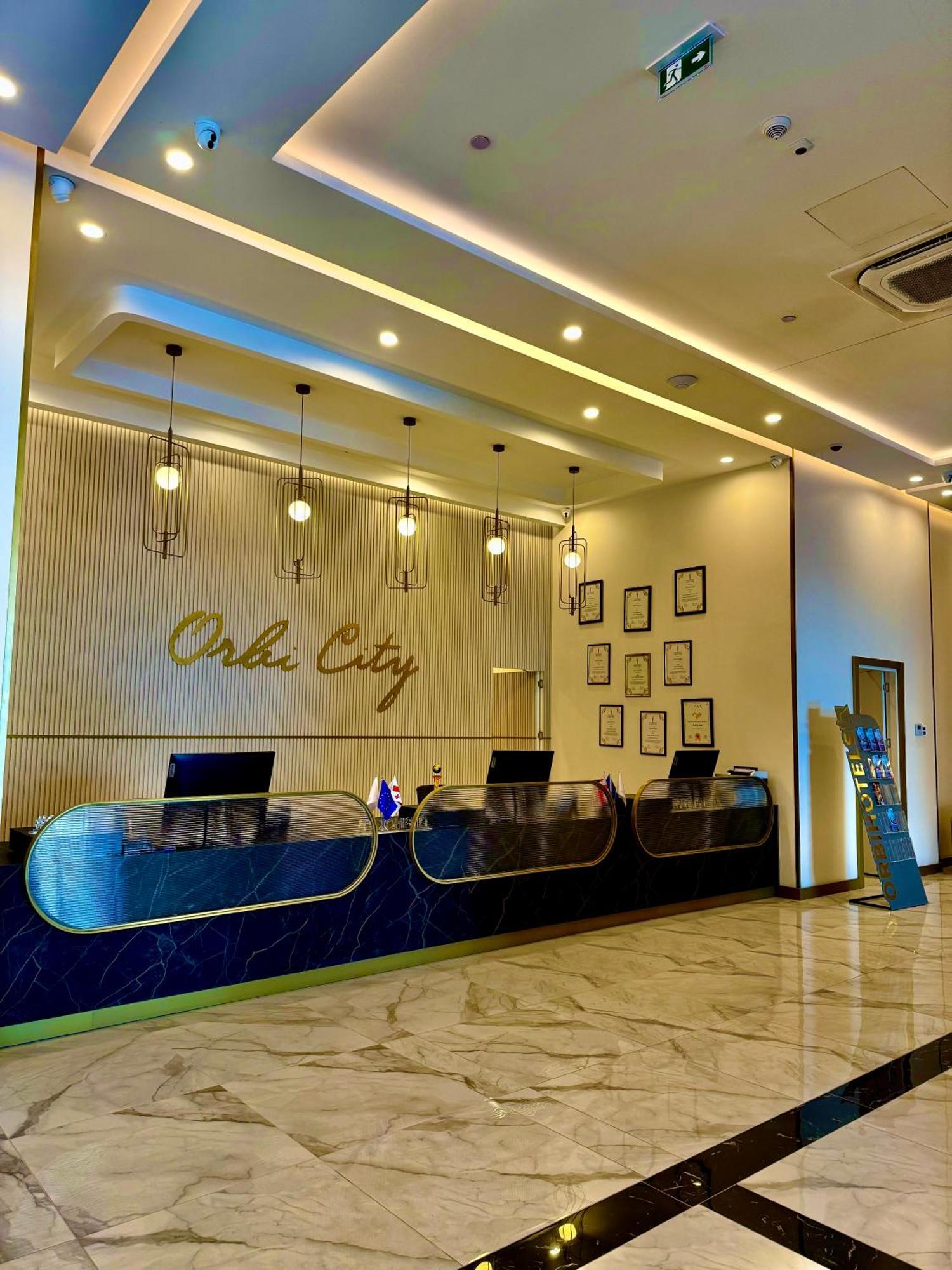 Vip Aparthotel Orbi City Sea View Batumi Eksteriør billede