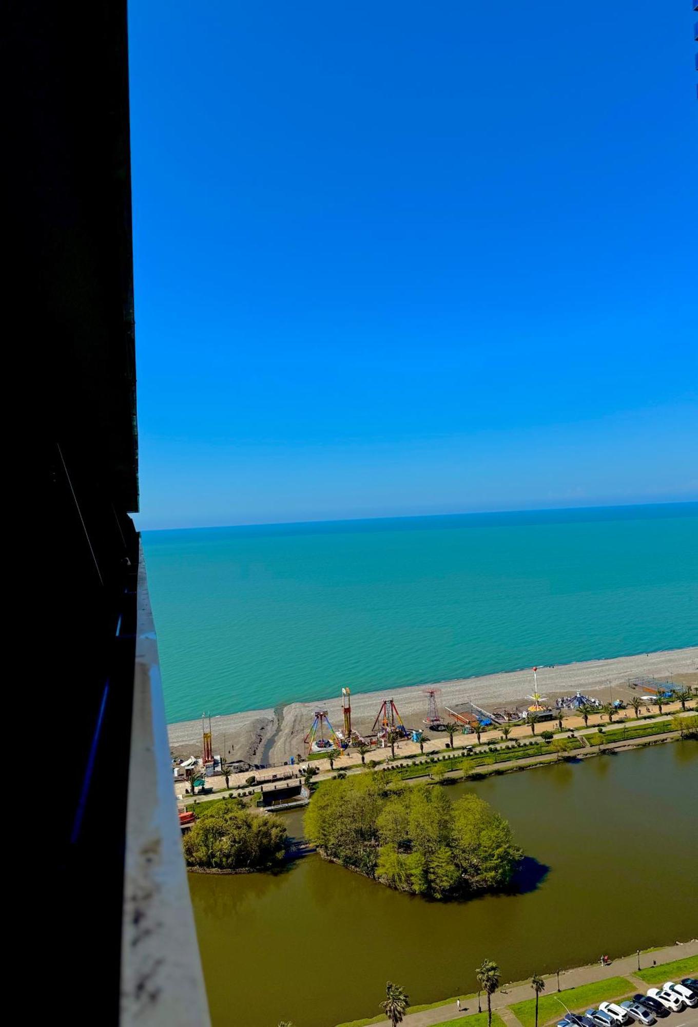 Vip Aparthotel Orbi City Sea View Batumi Eksteriør billede