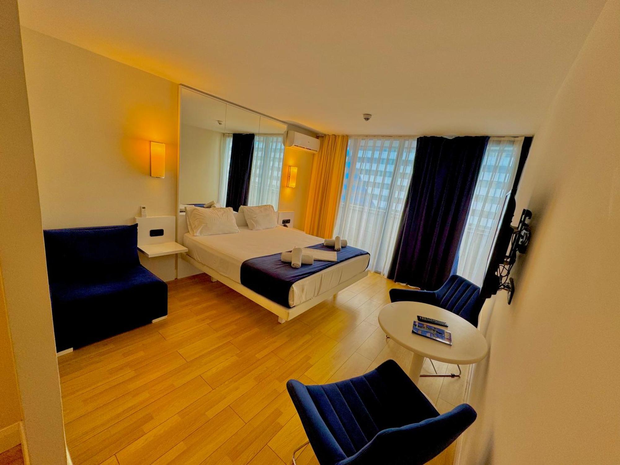 Vip Aparthotel Orbi City Sea View Batumi Eksteriør billede